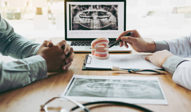 Best Emergency Tooth Extraction in Sharpes, FL